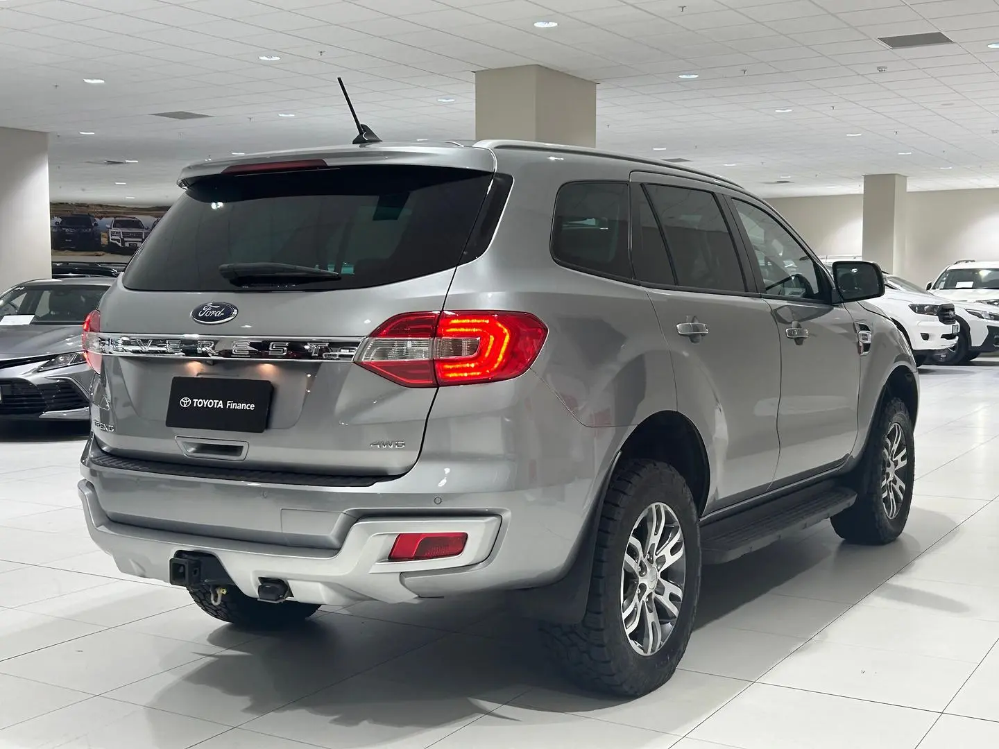 2021 Ford Everest Gallery Image 10