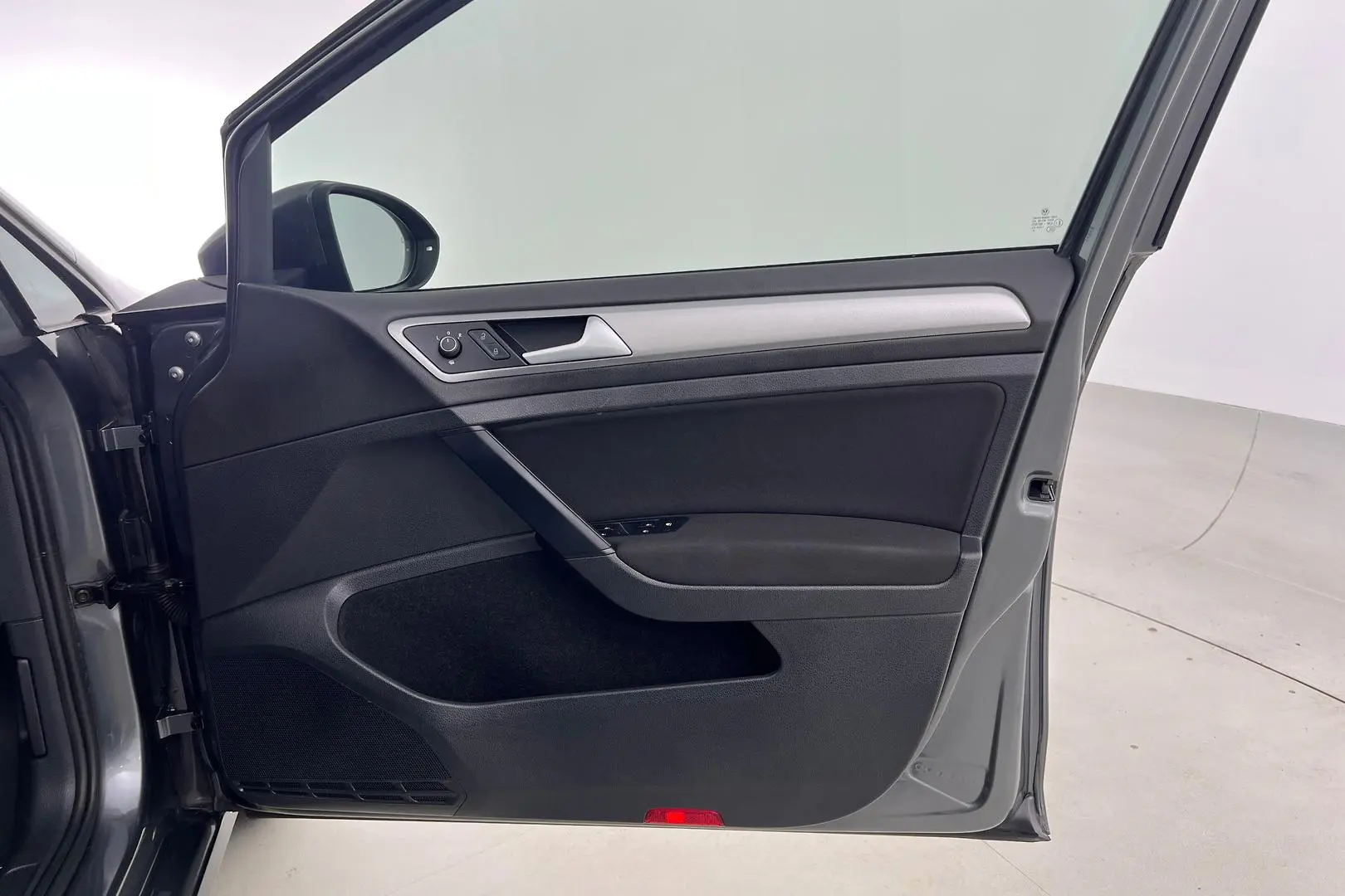 2018 Volkswagen Golf Gallery Image 10