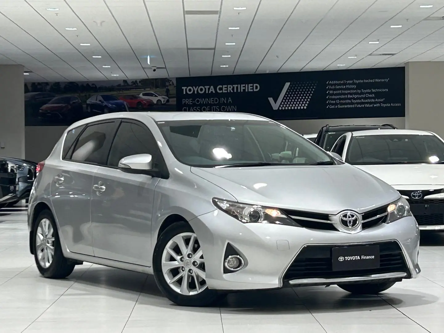2014 Toyota Corolla Gallery Image 1