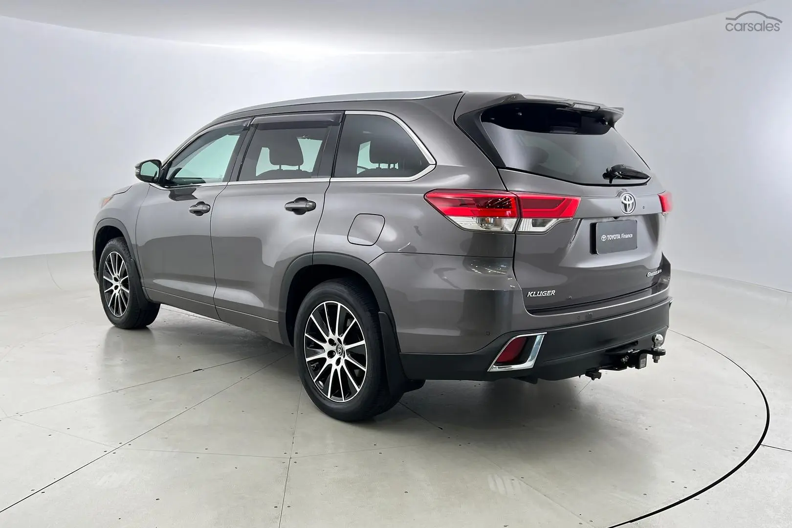 2020 Toyota Kluger Image 2