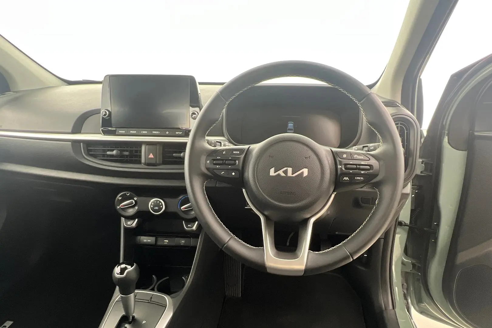 2024 Kia Picanto Gallery Image 13