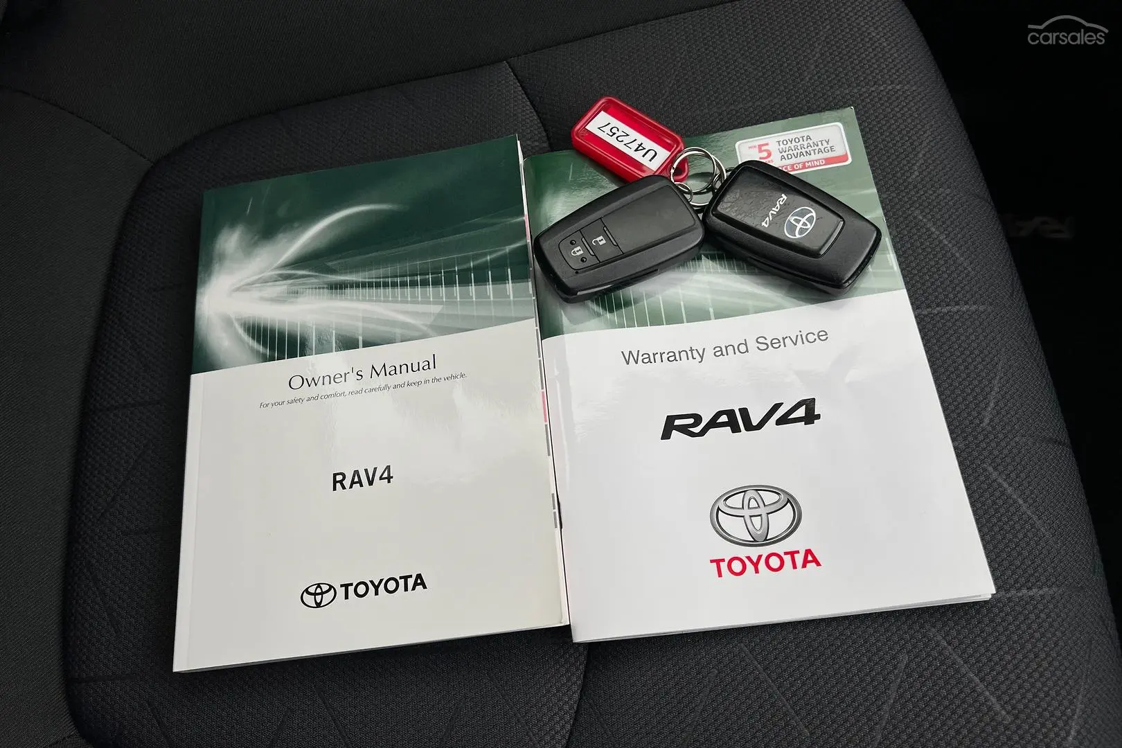 2019 Toyota RAV4 Image 21