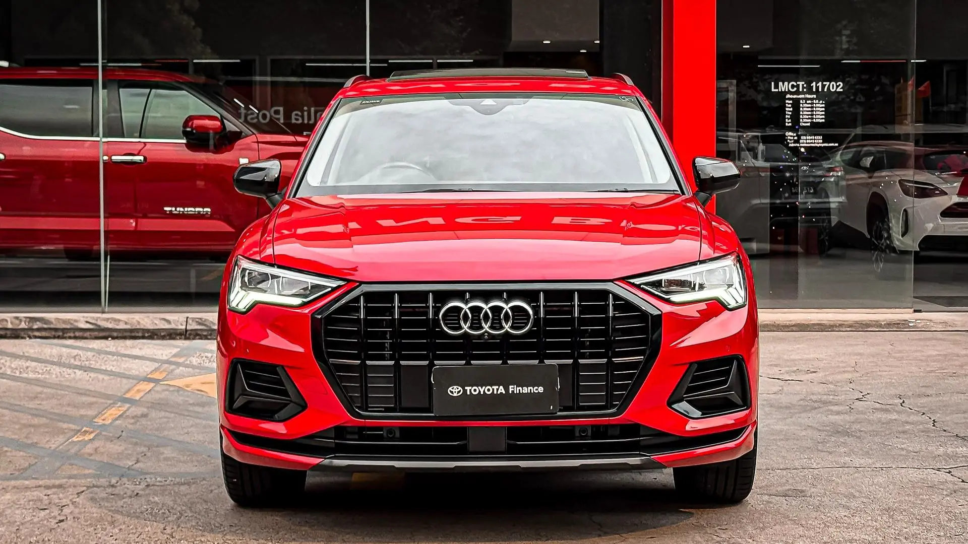 2020 Audi Q3 Gallery Image 12