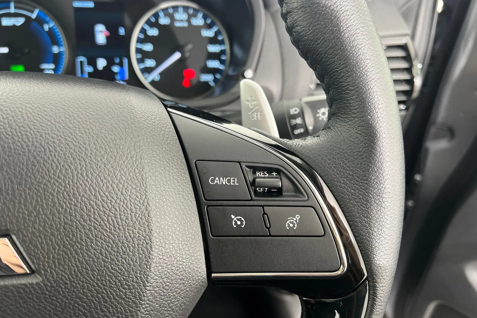2021 Mitsubishi Eclipse Cross Gallery Image 18