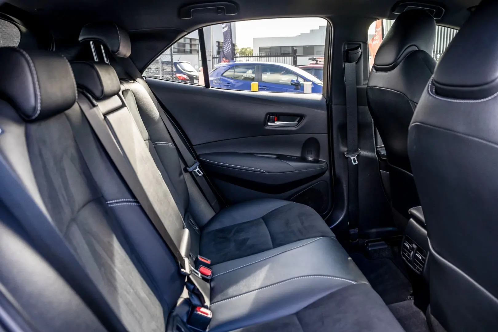 2021 Toyota Corolla Gallery Image 9