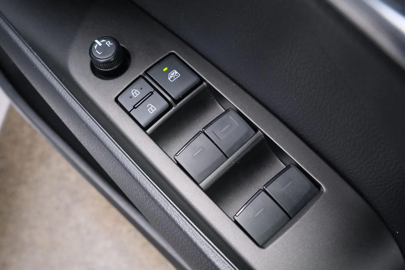 2024 Toyota Camry Gallery Image 12