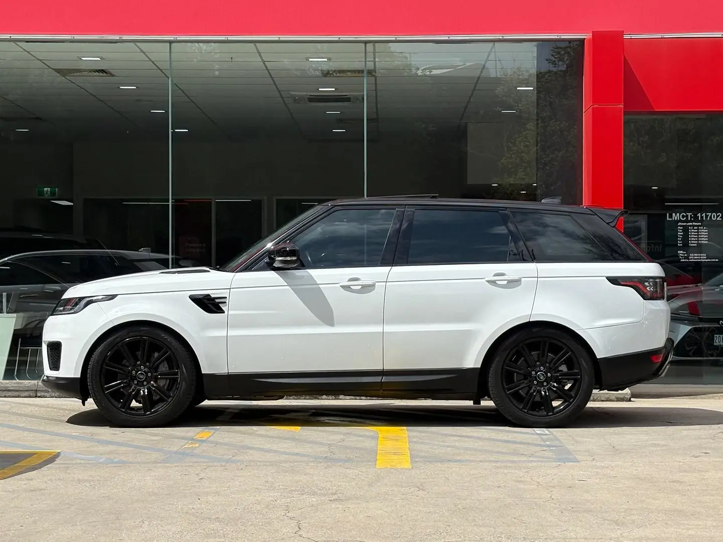 2021 Land Rover Range Rover Sport Gallery Image 7