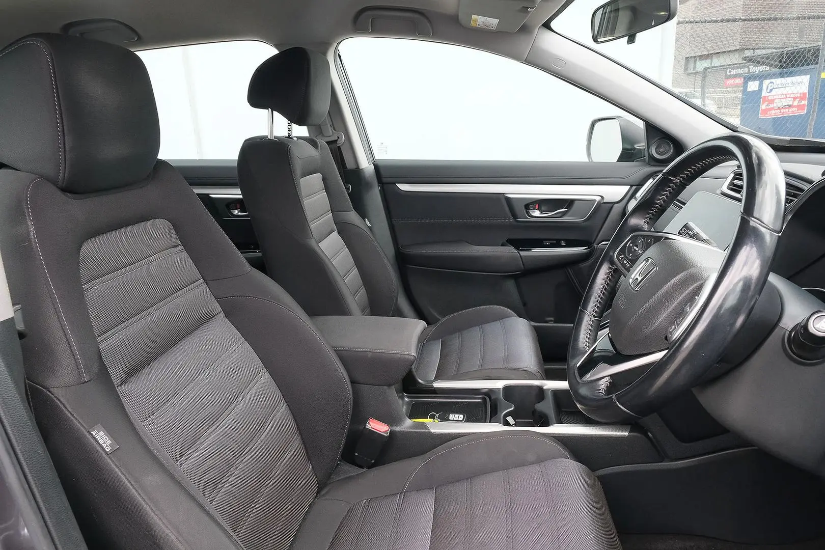 2017 Honda CR-V Gallery Image 13