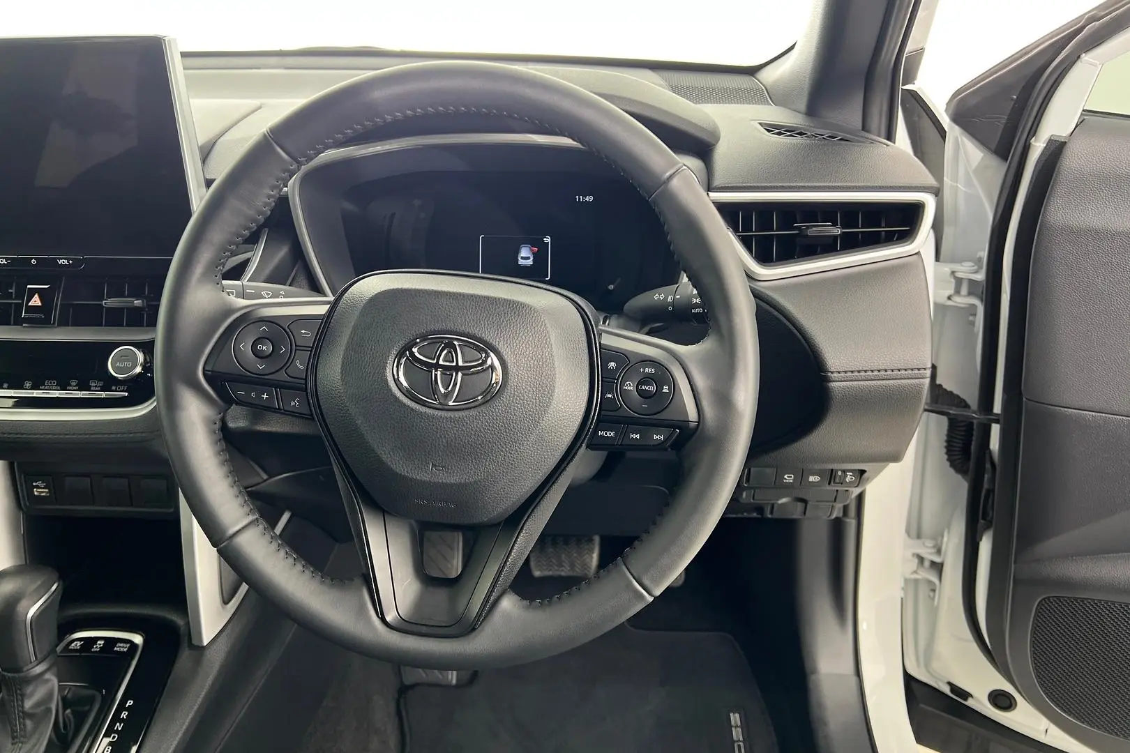2022 Toyota Corolla Cross Gallery Image 14
