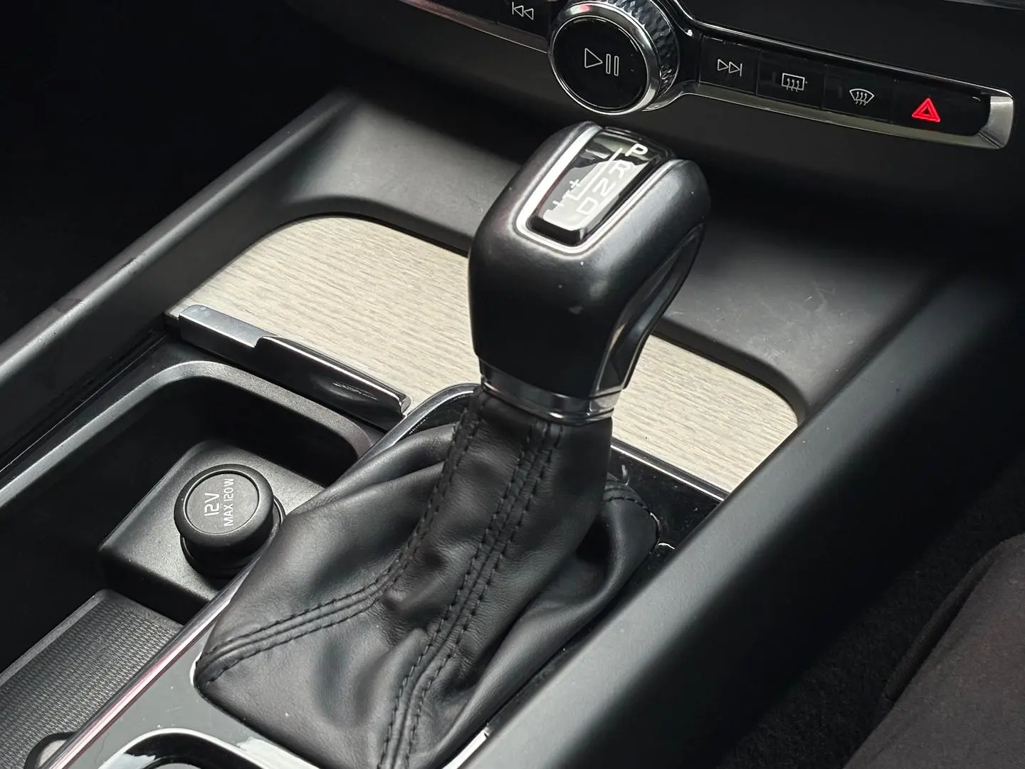 2019 Volvo XC60 Gallery Image 20