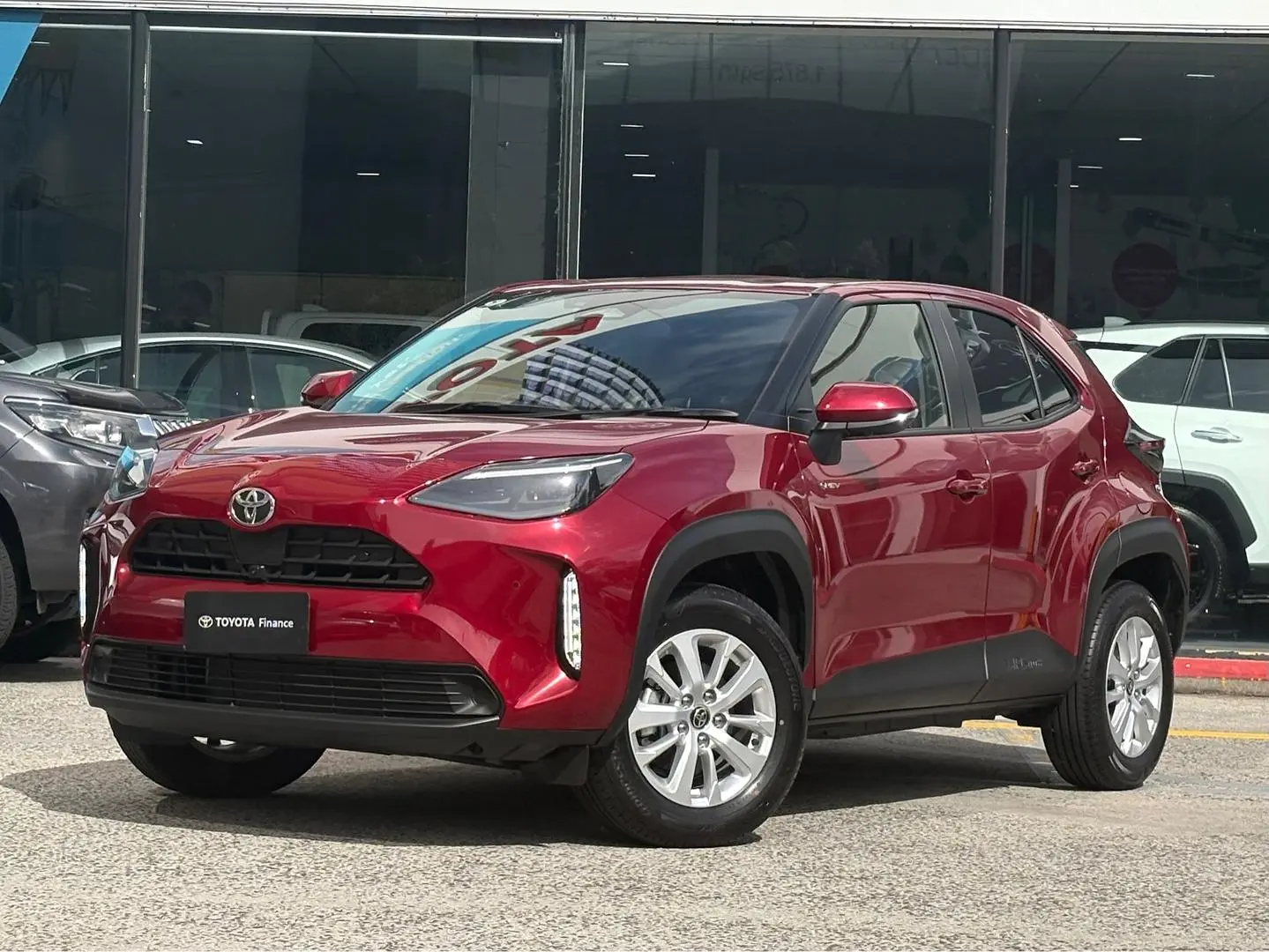 2024 Toyota Yaris Cross Gallery Image 4