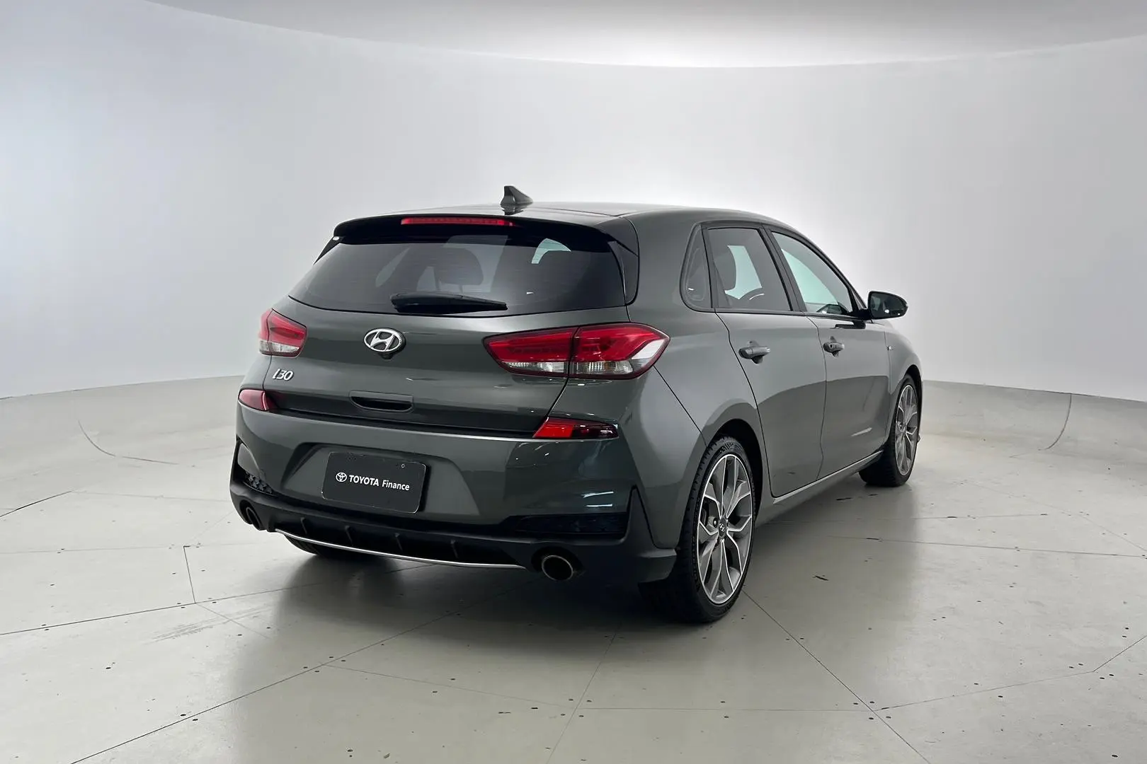2021 Hyundai i30 Gallery Image 4