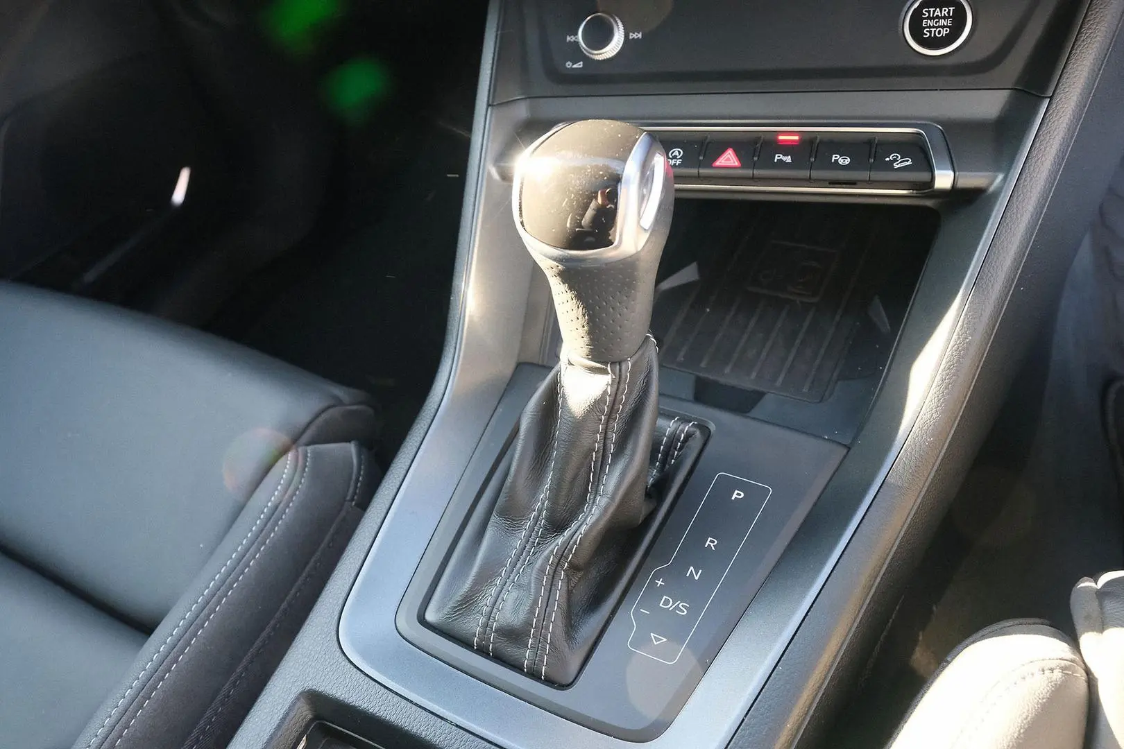 2021 Audi Q3 Gallery Image 17