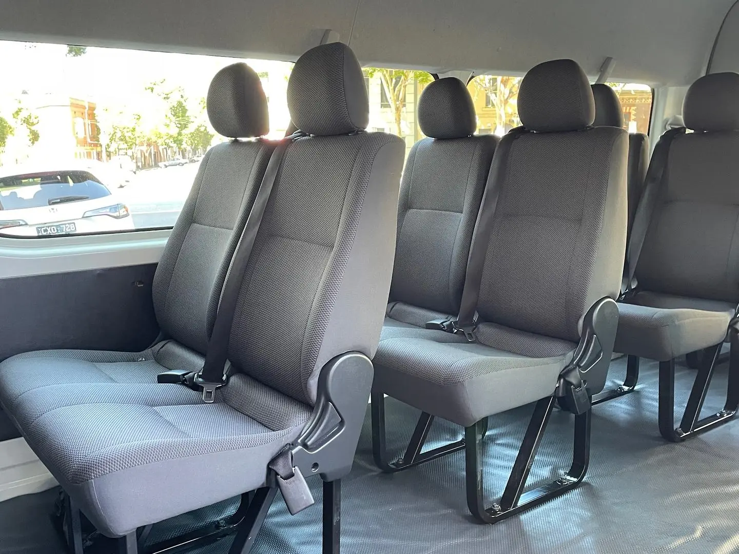 2018 Toyota Hiace Gallery Image 11