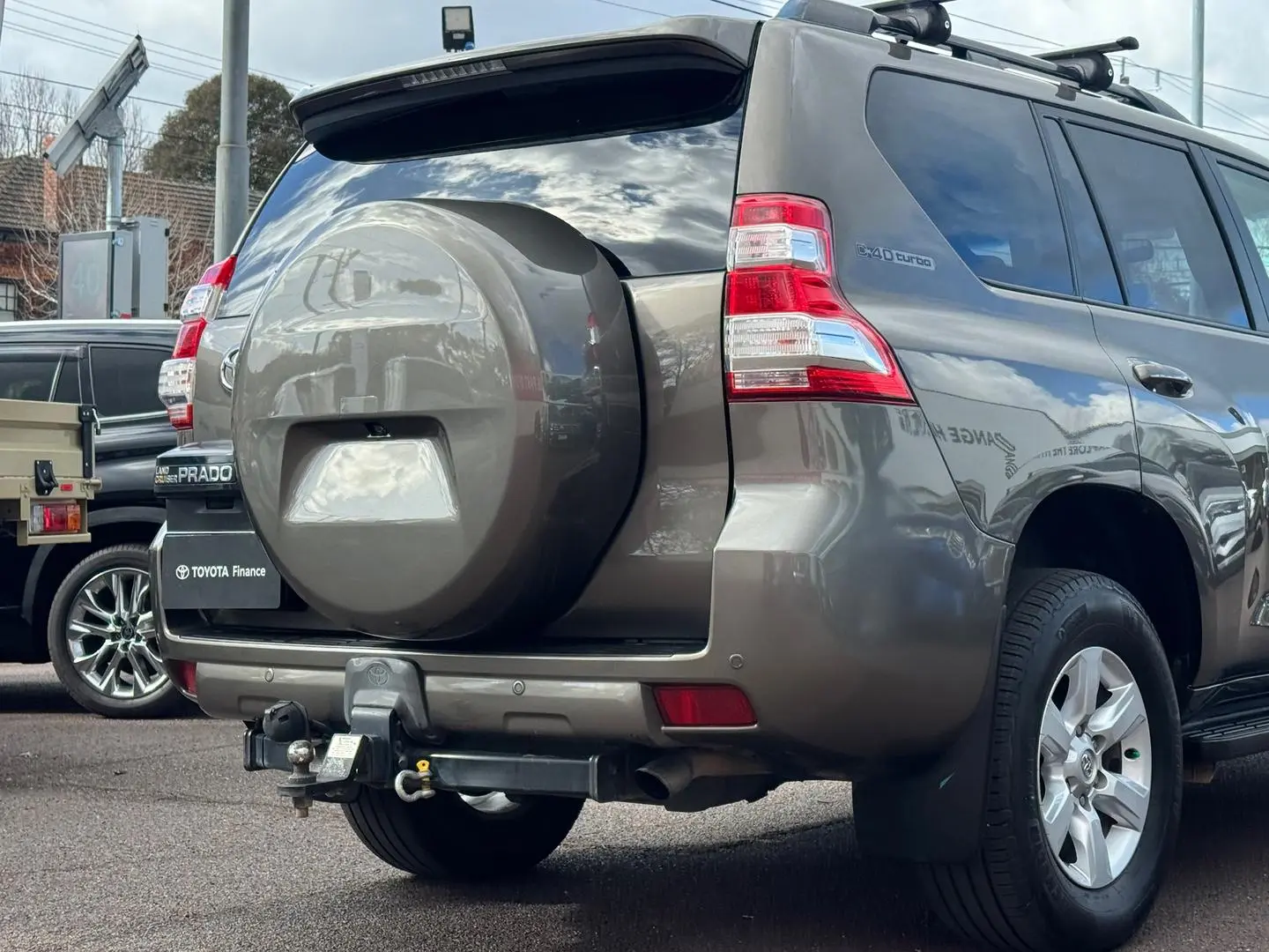 2014 Toyota Landcruiser Prado Gallery Image 5