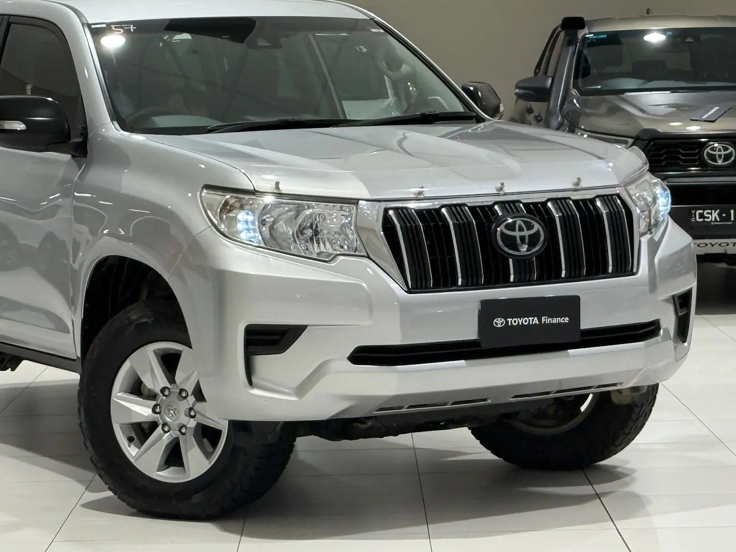 2022 Toyota Landcruiser Prado Gallery Image 3