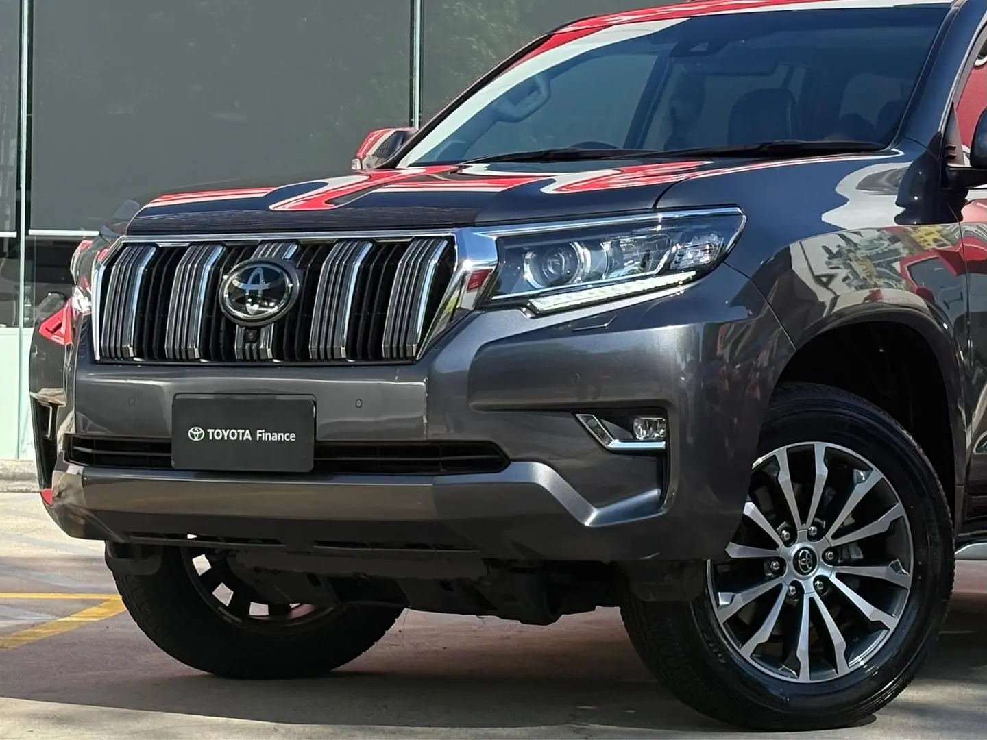 2022 Toyota Landcruiser Prado Gallery Image 7
