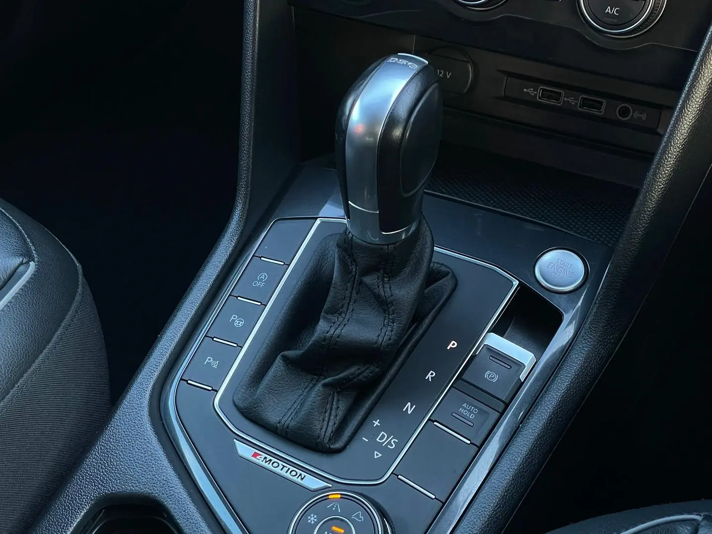 2018 Volkswagen Tiguan Gallery Image 22