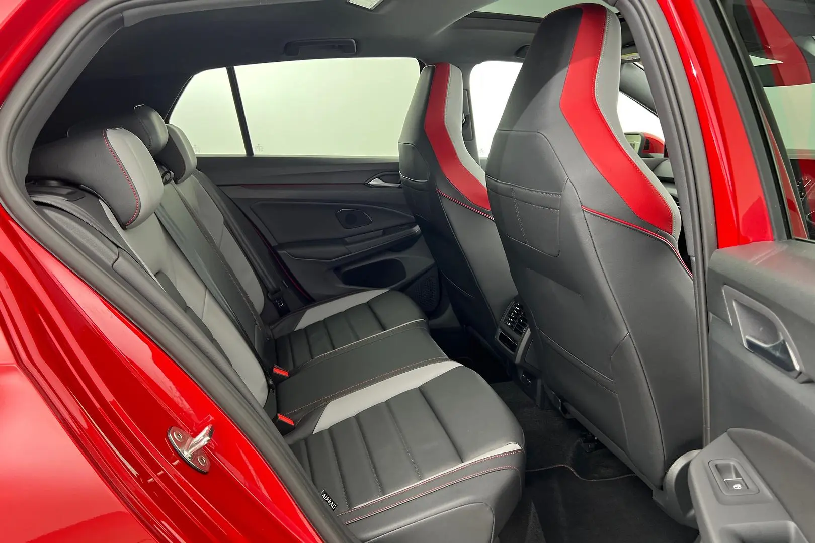 2023 Volkswagen Golf Gallery Image 19