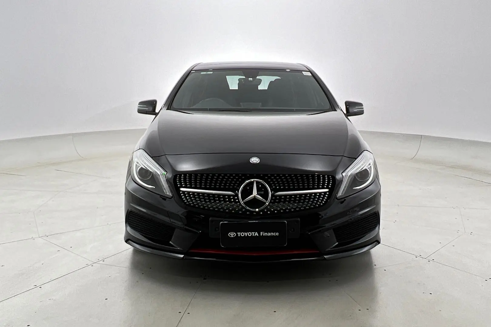 2014 Mercedes-Benz A-Class Gallery Image 10