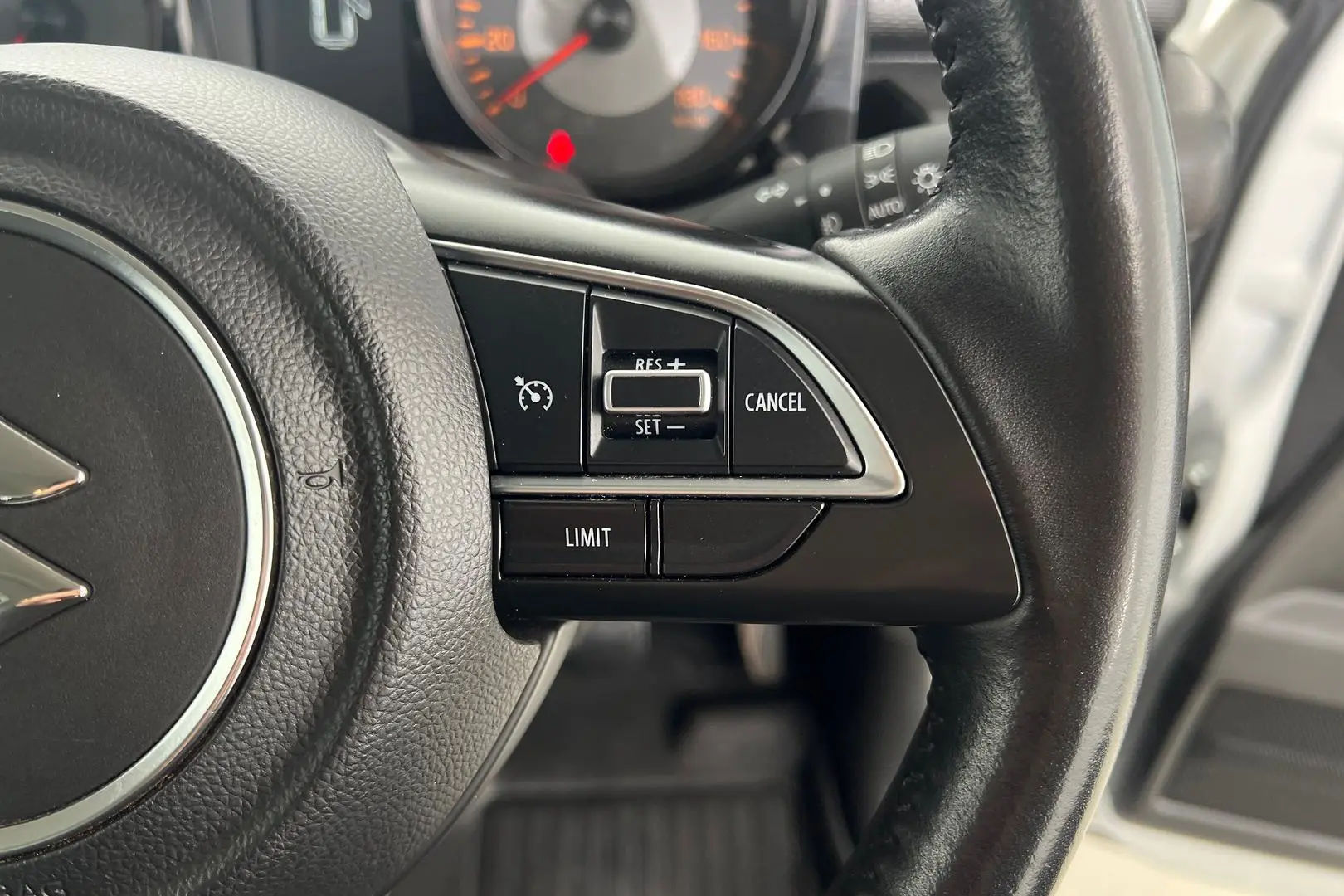 2021 Suzuki Jimny Gallery Image 19