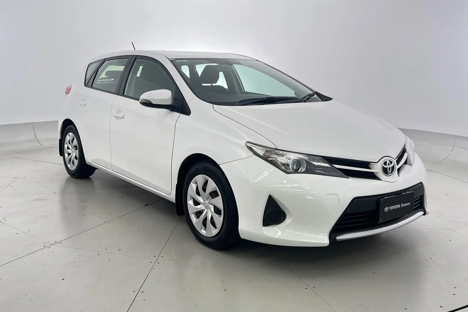 2014 Toyota Corolla Gallery Image 1