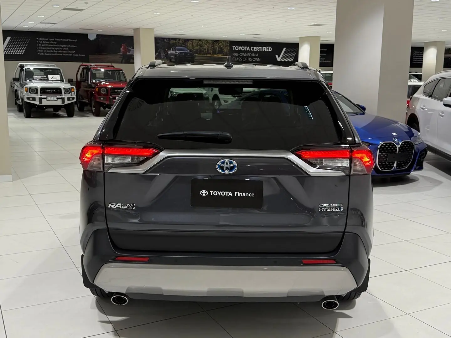 2023 Toyota Rav4 Gallery Image 9