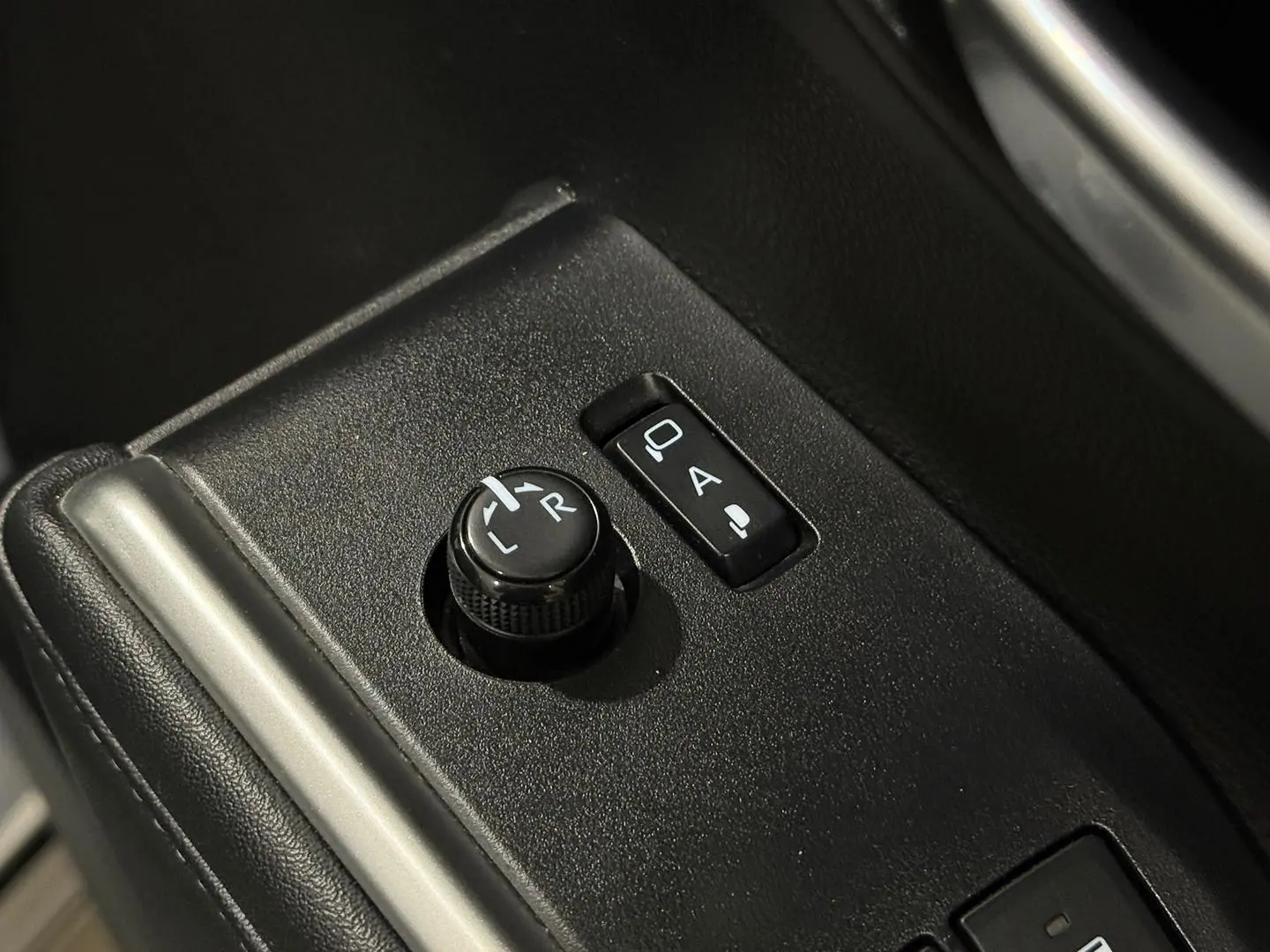 2023 Toyota Kluger Gallery Image 19