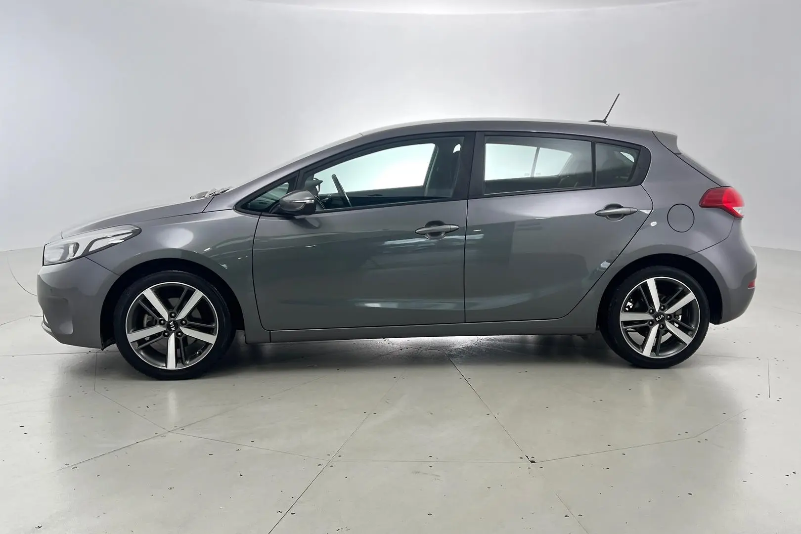 2017 Kia Cerato Gallery Image 8