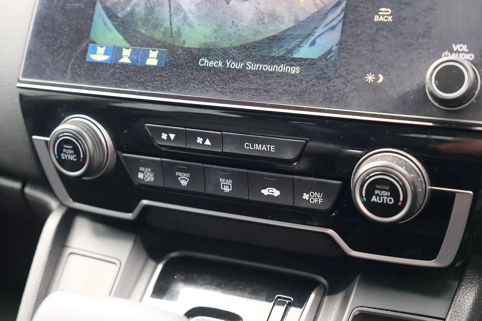 2019 Honda CR-V Gallery Image 13