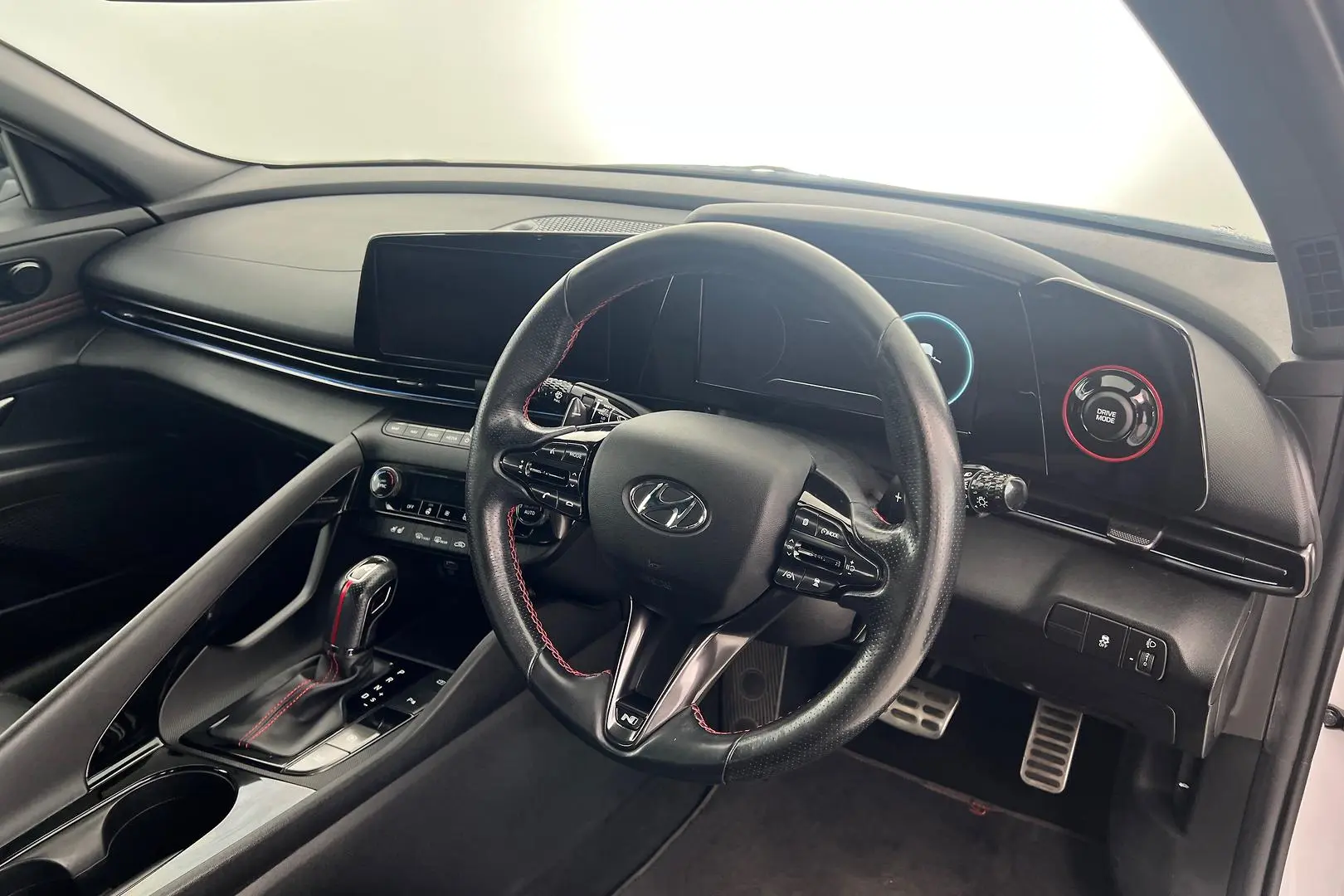 2020 Hyundai i30 Gallery Image 13