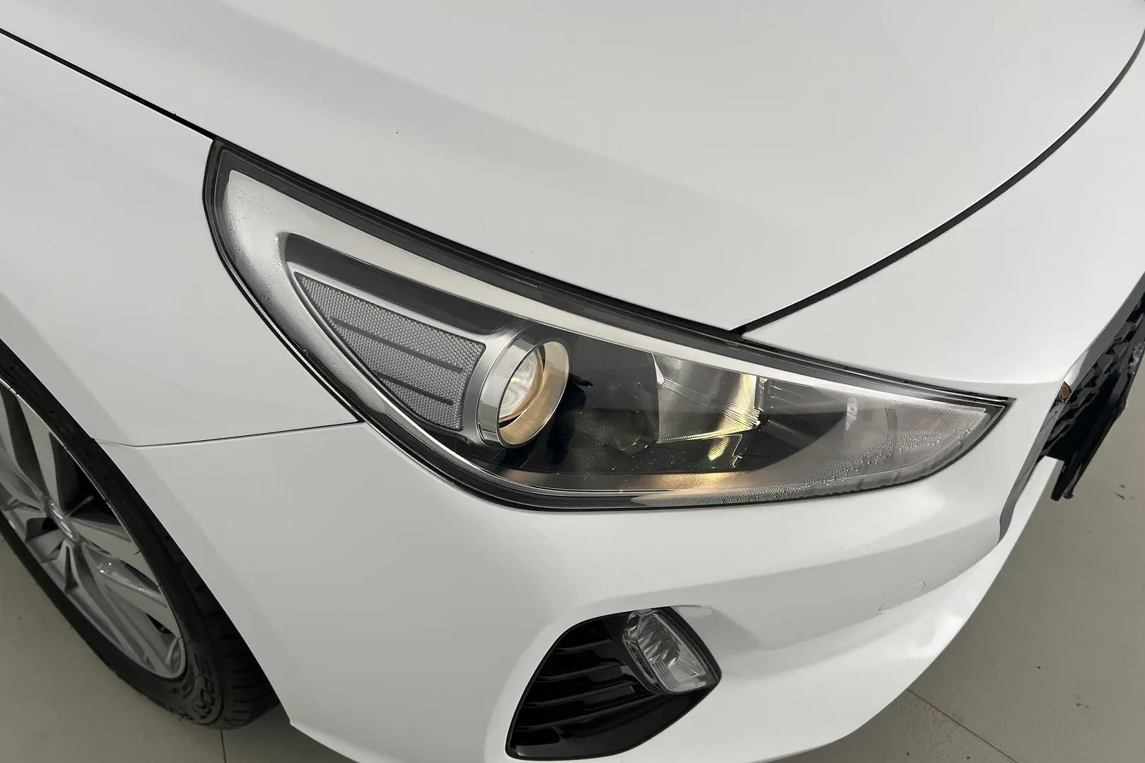 2020 Hyundai i30 Gallery Image 2