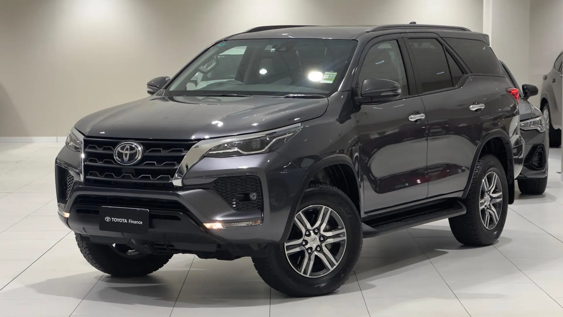 2025 Toyota Fortuner Gallery Image 5