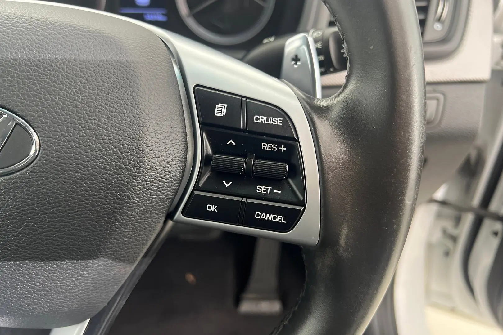 2018 Hyundai Sonata Gallery Image 16