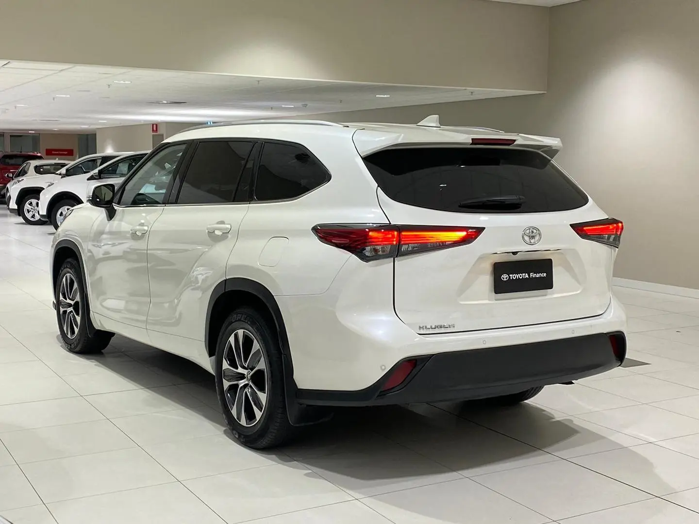 2022 Toyota Kluger Gallery Image 9