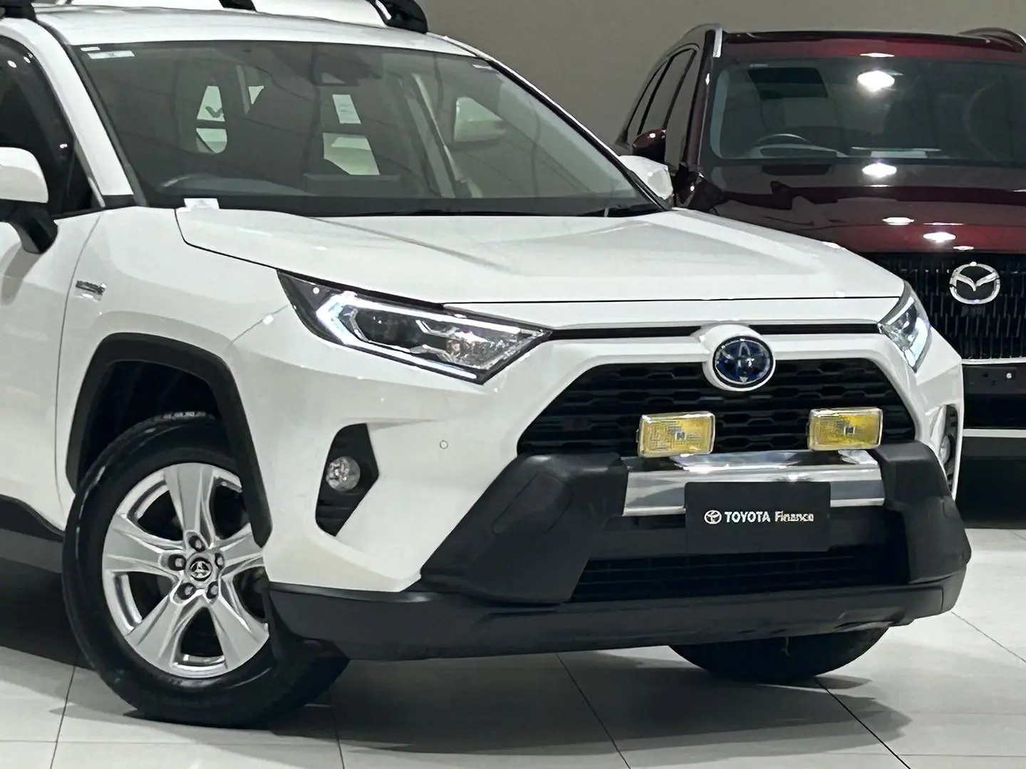2020 Toyota RAV4 Gallery Image 3