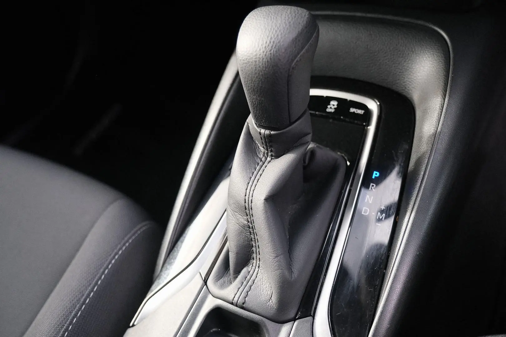 2020 Toyota Corolla Gallery Image 17