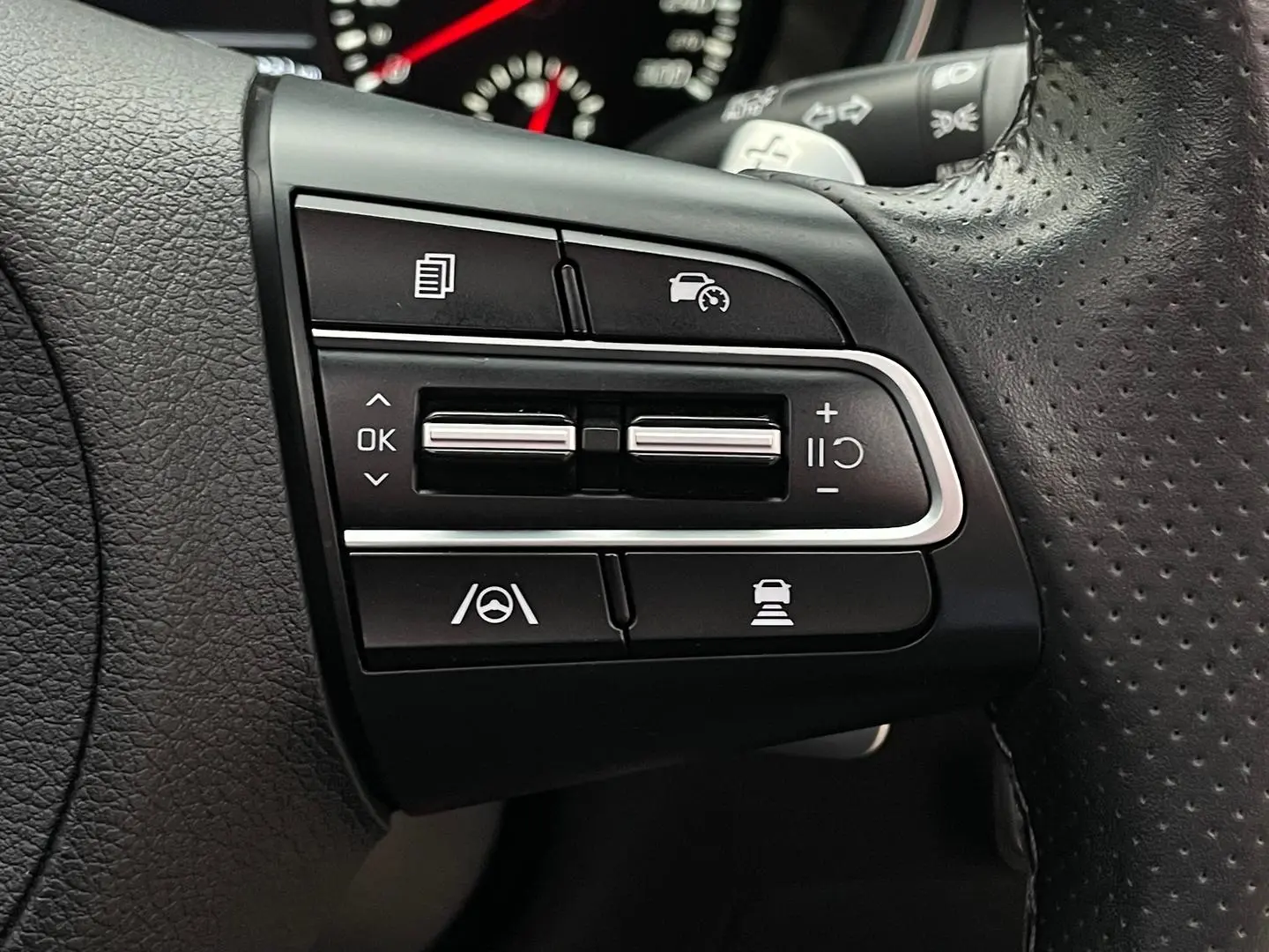 2022 Kia Stinger Gallery Image 21