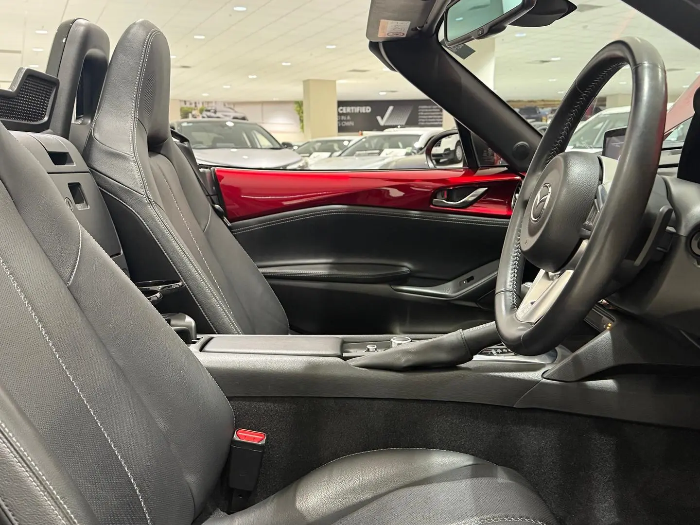 2020 Mazda MX-5 Gallery Image 13