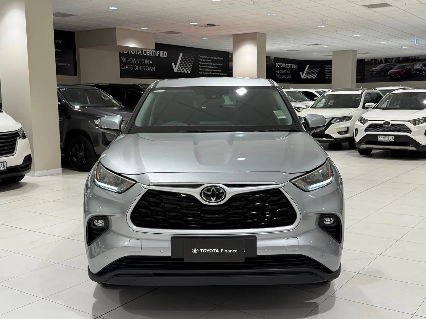 2024 Toyota Kluger Gallery Image 4