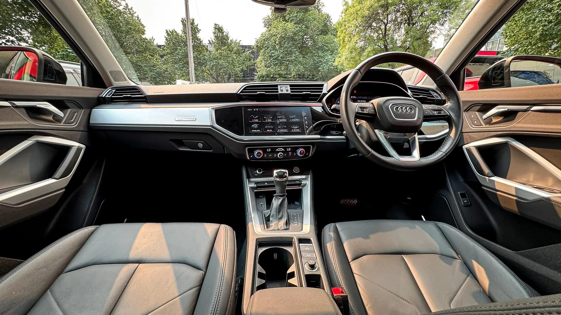 2020 Audi Q3 Gallery Image 24