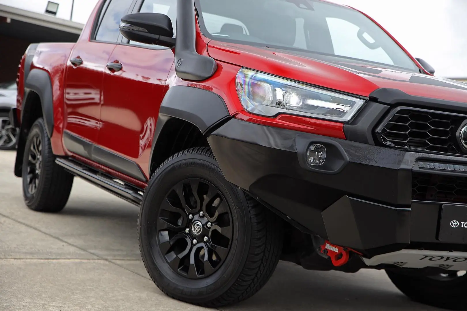 2021 Toyota Hilux Image 6