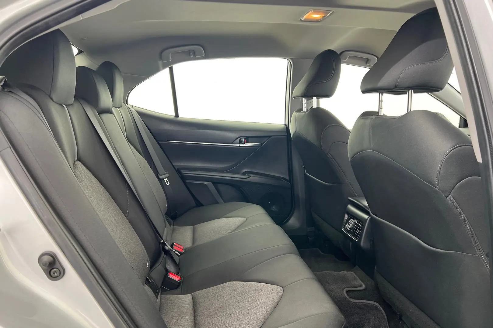 2022 Toyota Camry Gallery Image 19