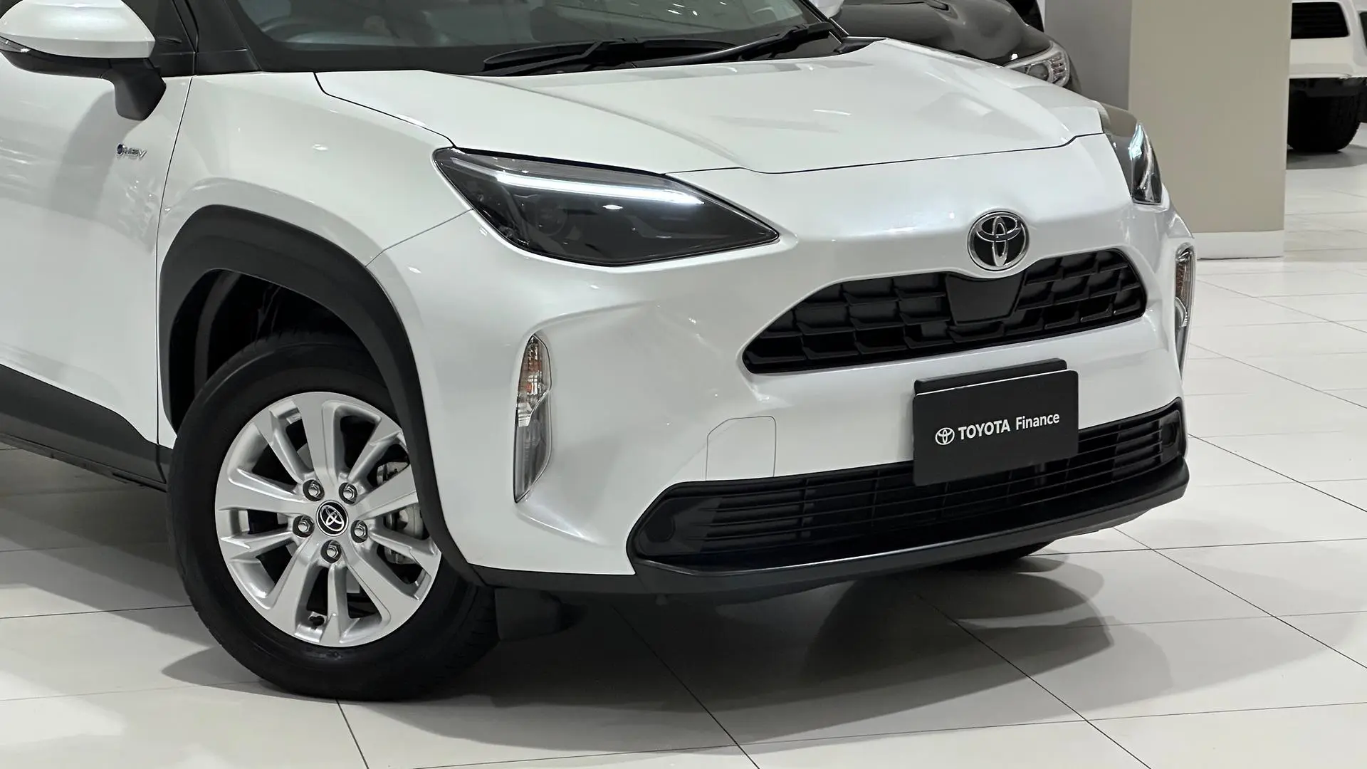 2024 Toyota Yaris Cross Gallery Image 3