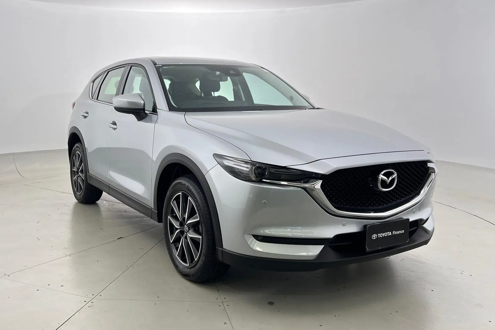 2017 Mazda CX-5 Gallery Image 1