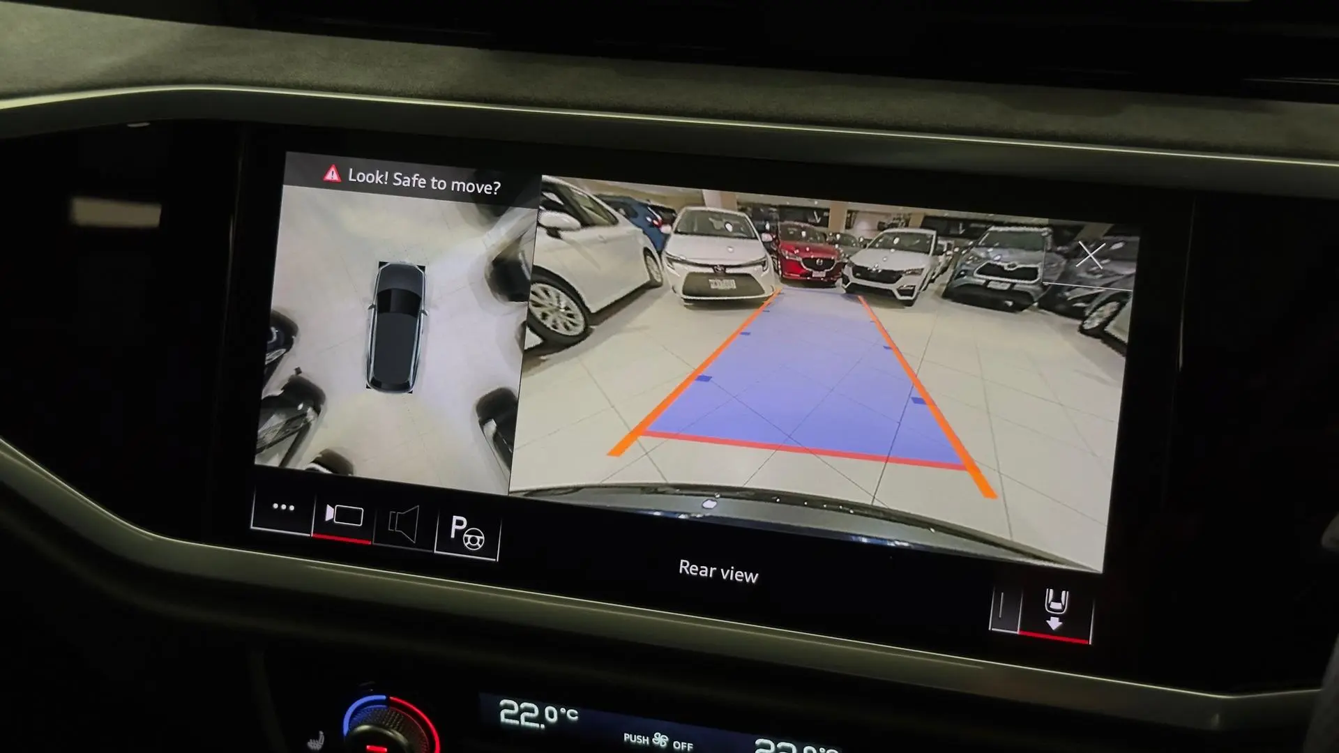 2022 Audi Q3 Gallery Image 15