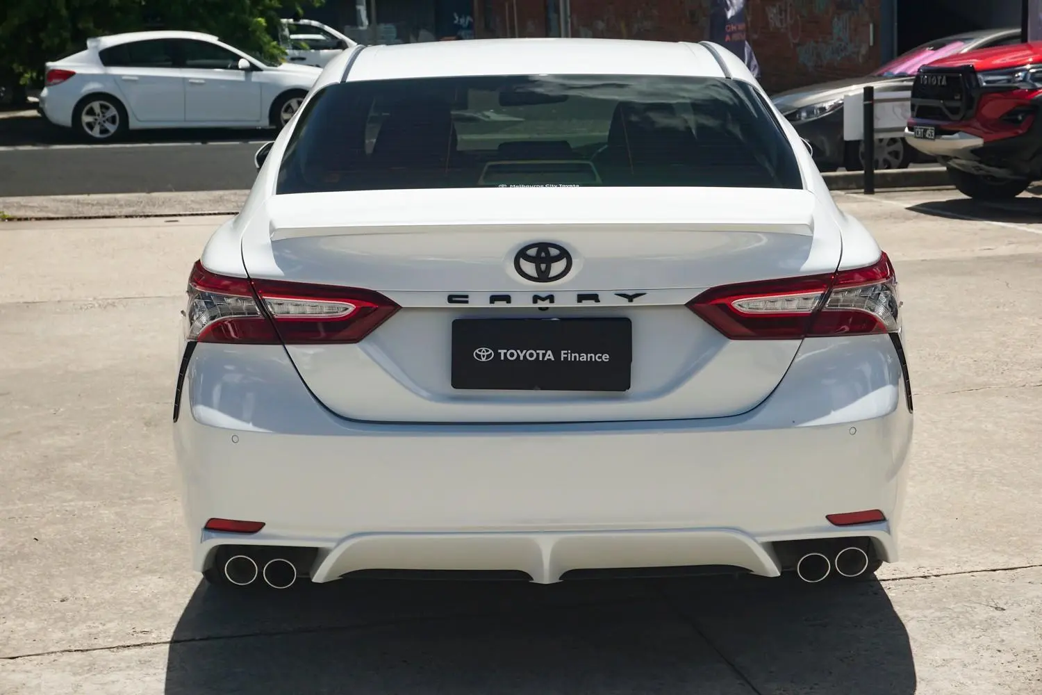 2019 Toyota Camry Gallery Image 4