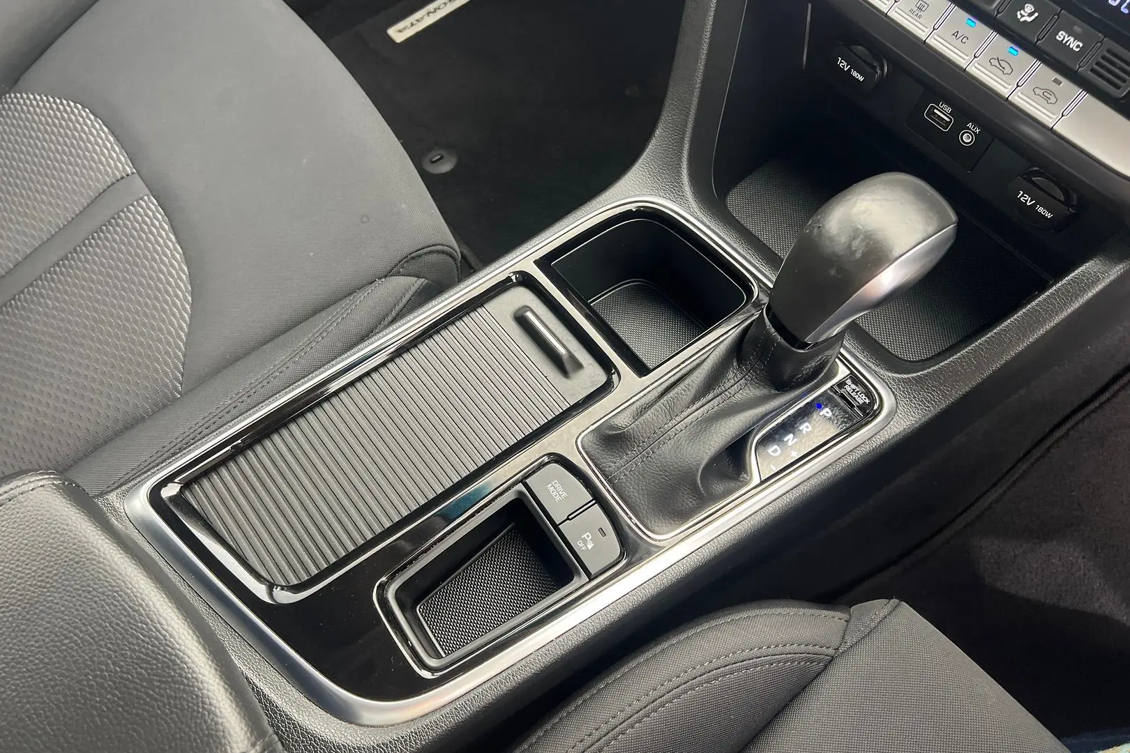 2018 Hyundai Sonata Gallery Image 18
