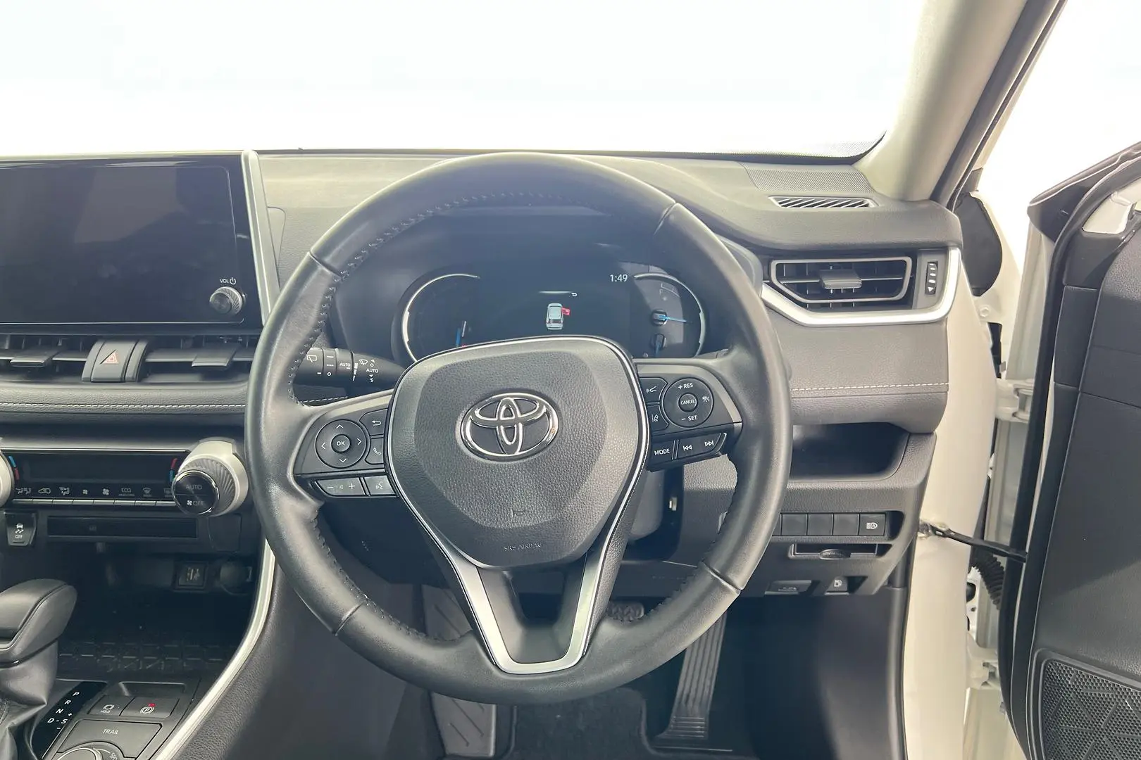 2023 Toyota RAV4 Gallery Image 17