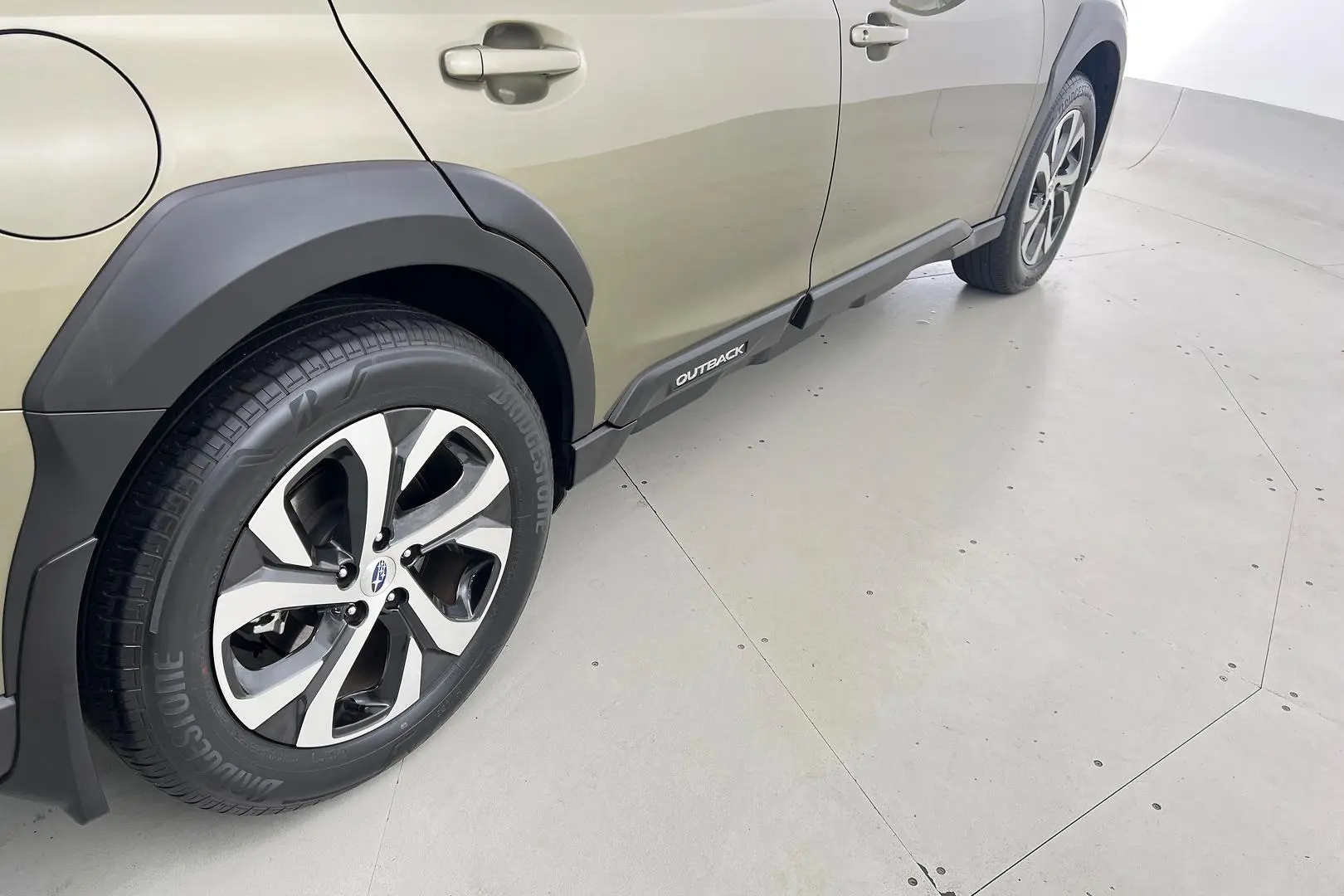 2021 Subaru Outback Gallery Image 16